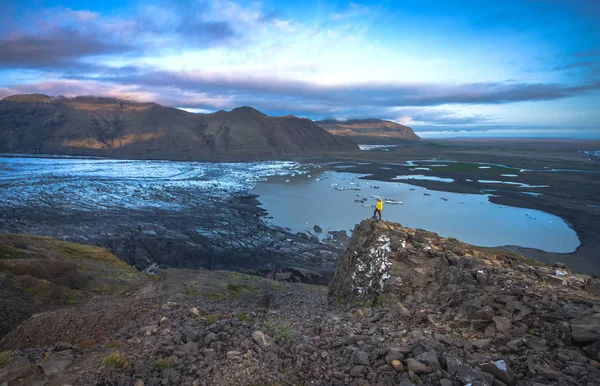 Πεζοπορία στο Εθνικό Πάρκο Σκαφτάφελλ στην Ισλανδία — Φωτογραφία Αρχείου