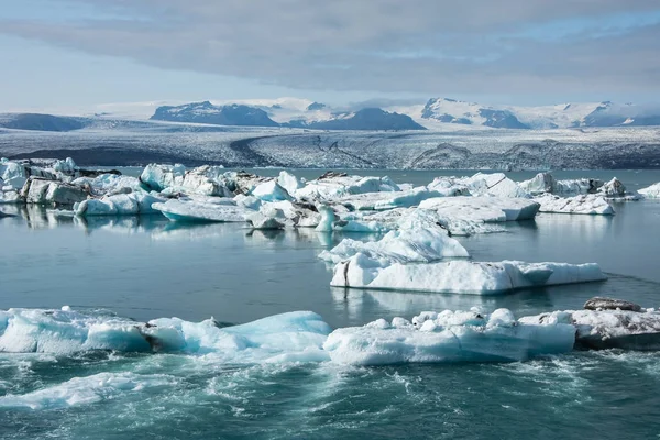 冰岛，Jokulsarlon 泻湖、 冰岛冰川湖湾美丽冷景观图片, — 图库照片