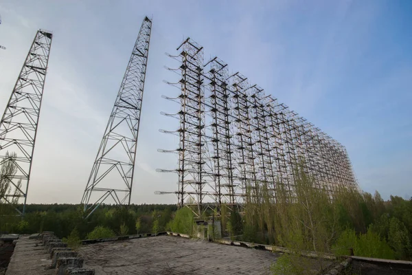 Former military Duga radar system in Chernobyl Exclusion Zone, Ukraine — Stock Photo, Image