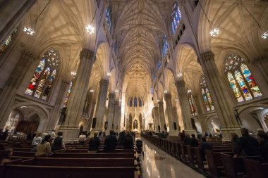 New York, ABD - 1 Mayıs 2017: Trinity Kilisesi, New York, ABD iç simetrik bileşimi.