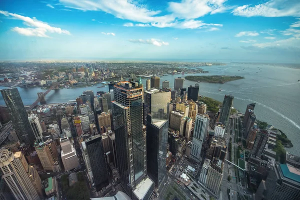 Nueva York rascacielos azotea vista urbana. — Foto de Stock