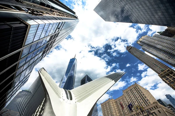 미국 뉴욕, 뉴욕-자유 타워와 맨하탄에서 쏟아지는 2017, 5 월 3 일 보기 — 스톡 사진
