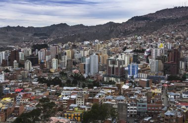 La Paz havadan görünümü, Bolivya. La Paz dünyanın en yüksek başkentidir.