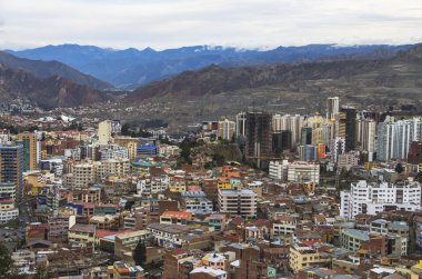 La Paz havadan görünümü, Bolivya. La Paz dünyanın en yüksek başkentidir.
