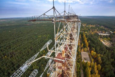 Terk edilmiş Duga radar sisteminin Çernobil dışlama bölgesi, Ukrayna üstten görüntülemek