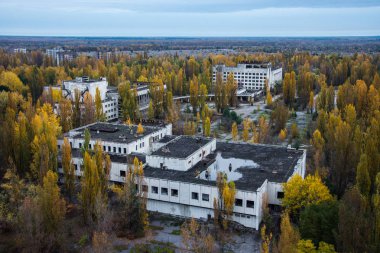 Pripyat 'tan Panorama Ukrayna' daki terk edilmiş şehir.