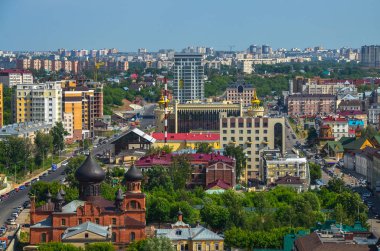 Kazan, Rusya - 10 Haziran 2016: Kazan city scape, Tataristan Cumhuriyeti, Rusya Federasyonu. Kazan şehir çatıdan alınan atış.