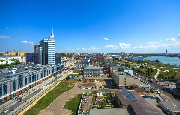 Kazan, Rusko - 10 červen 2016: Kazani město stvol, republika Tatarstán, Rusko. Snímku pořízeném ze střechy Kazani. — Stock fotografie