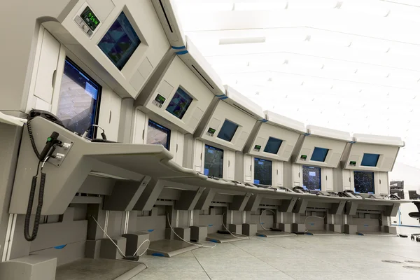 Air Traffic Services Authority control center inga människor — Stockfoto