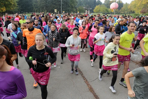 Correr conciencia del cáncer de mama —  Fotos de Stock