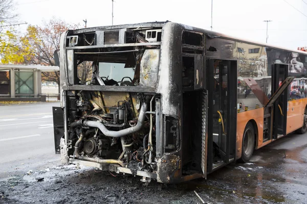 Burnt public traffic bus — Stock Photo, Image