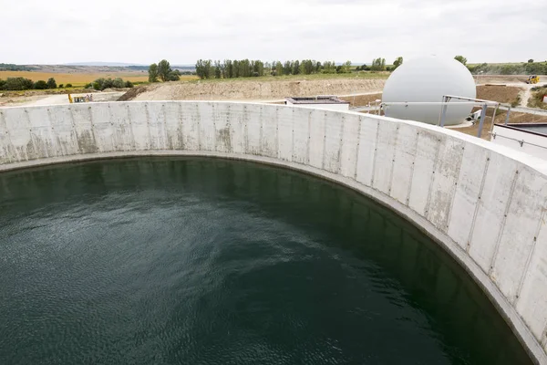 Modern urban wastewater treatment plant tank — Stock Photo, Image