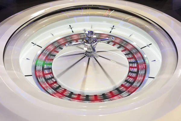 Casino roulette en mouvement — Photo