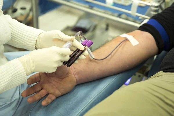 Bloed donatie hand — Stockfoto
