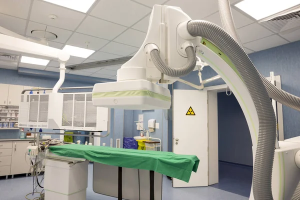 Salle de neurochirurgie dans un hôpital — Photo