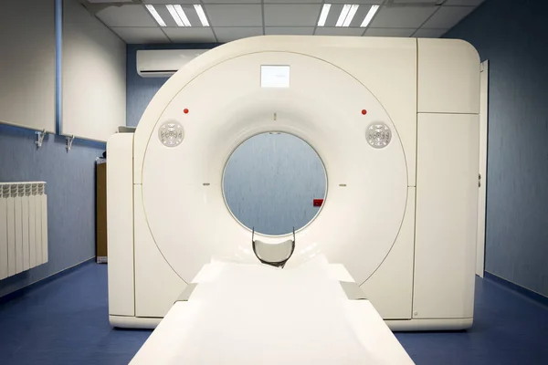 Магнитно-резонансная томография (МРТ) — стоковое фото