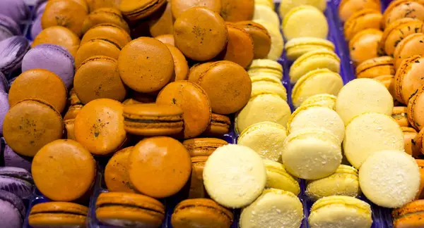 Macaron ou macaroon de bolo circular — Fotografia de Stock