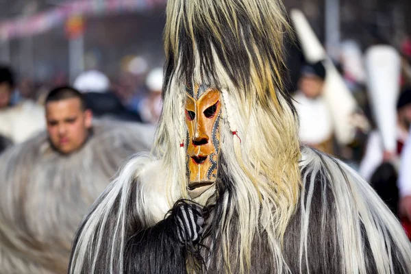 Maskeli balo oyunları Surva Festivali — Stok fotoğraf