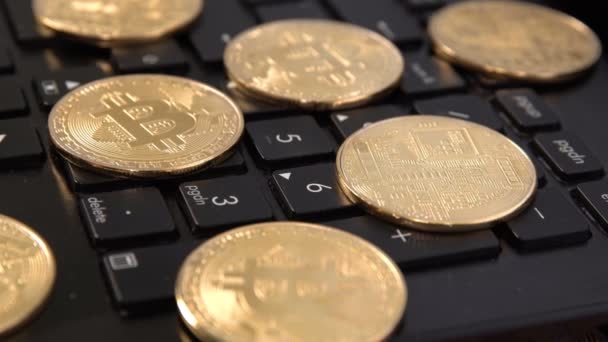 Dinero Criptomoneda Virtual Bitcoin Moneda Oro Teclado Computadora Control Deslizante — Vídeo de stock