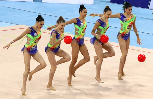 Испанская художественная гимнастика — стоковое фото