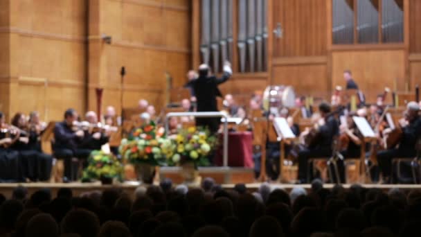 Unfokussiertes Defokussiertes Orchester Spielt Musik — Stockvideo