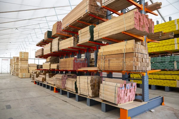 Industria de madera y materiales a base de madera tablones de madera — Foto de Stock