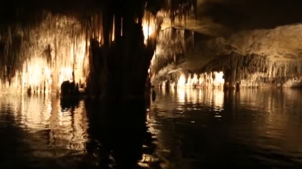 Драхская пещера — стоковое видео