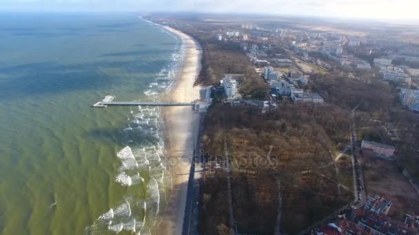 A costa do mar Báltico no inverno — Vídeo de Stock