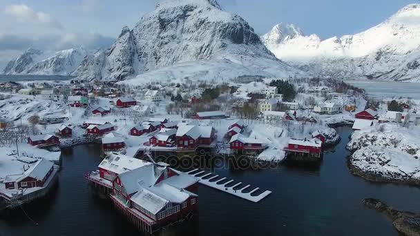 ロフォーテン諸島の村は、上からの眺め — ストック動画