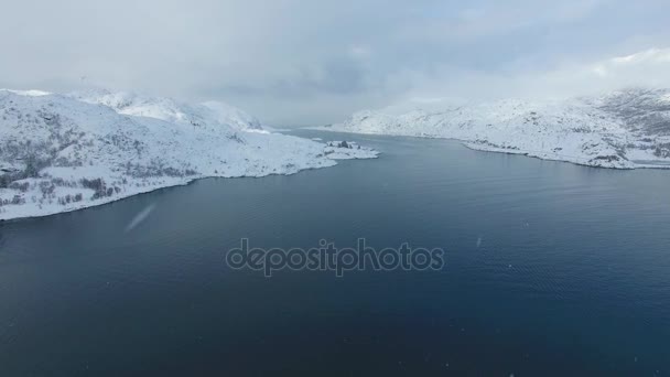 Snöiga kusten i Lofoten — Stockvideo