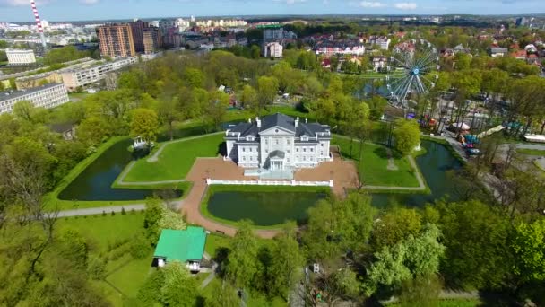 Flygfoto över parken i Kaliningrad — Stockvideo