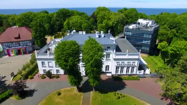Schloss Hotel Yantarny - Elhelyezkedés — Stock videók