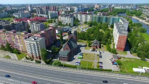 Кройцкирхе в Калининграде, вид сверху — стоковое видео