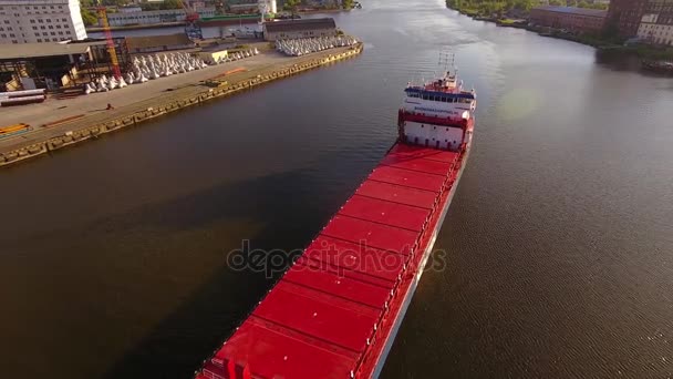 集装箱船的港口 — 图库视频影像