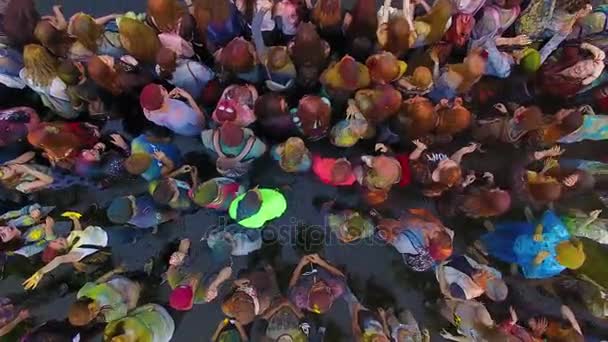 Holi Φεστιβάλ στο Καλίνινγκραντ — Αρχείο Βίντεο