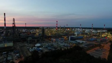 Petrokimya petrol rafineri tesisi, üstten görünüm