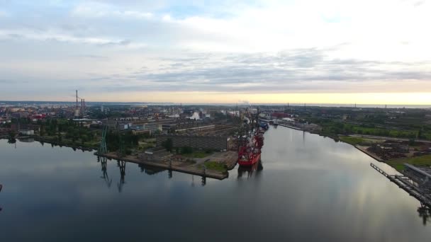 Puerto de Gdansk — Vídeo de stock