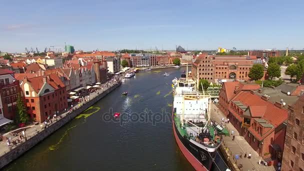 Kanály v Gdaňsku, pohled shora — Stock video