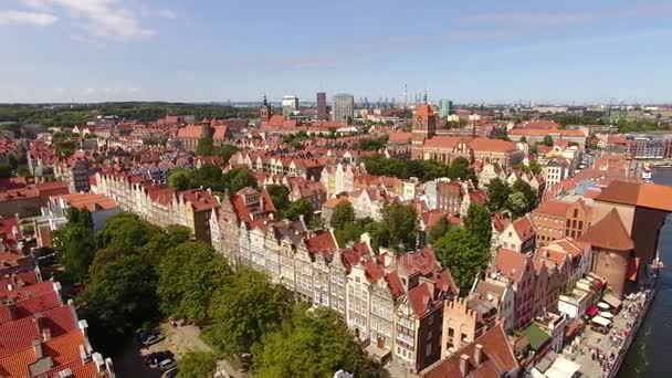 A Gdansk óvárosának, légifelvételek — Stock videók