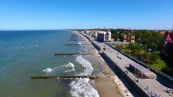 Plajın havadan görünüşü — Stok video