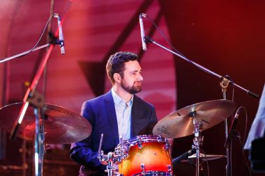 Monty Alexander Harlem Kingston hızlı bant