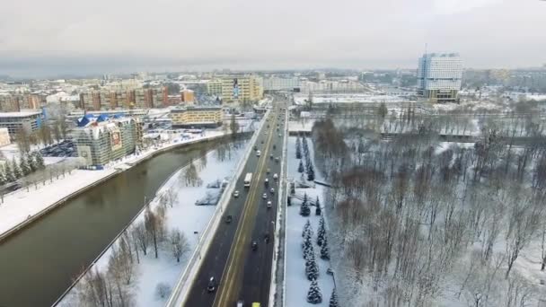 Kaliningrad, karla kaplı şehir — Stok video