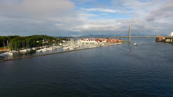 Yachter i marina, ovanifrån — Stockvideo