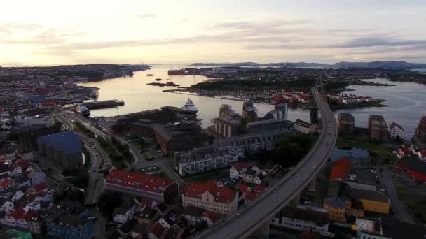 Top view of the bridge of Stavanger — Stock Video