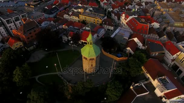 Stavanger Cityscape günbatımında — Stok video