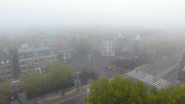 Foggy Amsterdam, vista desde arriba — Vídeos de Stock