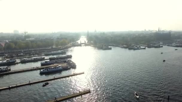Bay i Amsterdam, vy från ovan — Stockvideo