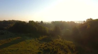 Puslu kırsal, üstten görünüm