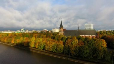 Katedralde Kaliningrad, sonbahar