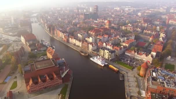 Vieille ville de Gdansk, vue d'en haut — Video